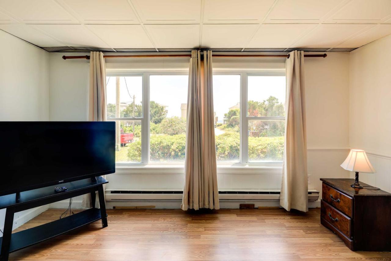 Hannahs Place - Quaint And Cozy Apt By The Beach! 에메랄드 아일 외부 사진